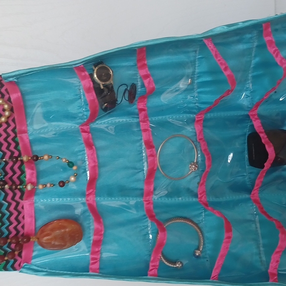 Jewelry organizer - Picture 9 of 11